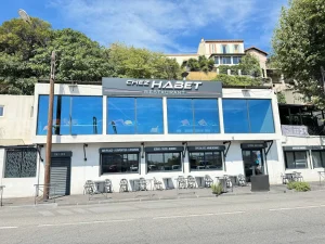 établissement Chez Habet Ouvert du lundi au dimanche, de 11h à 23h30